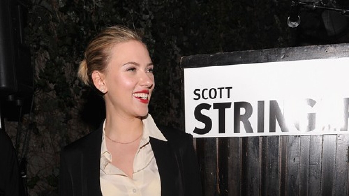 Scarlett Johansson: Στο πλευρό του Scott Stringer